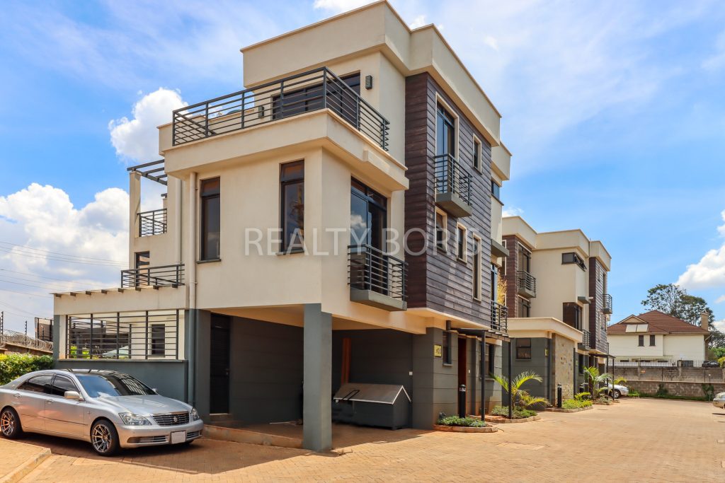 CONTEMPORARY 4BEDROOM TOWNHOUSE IN LORESHO