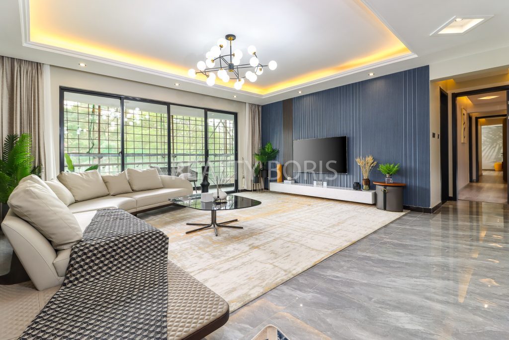 EXQUISITE 4 BEDRM IN LAVINGTON