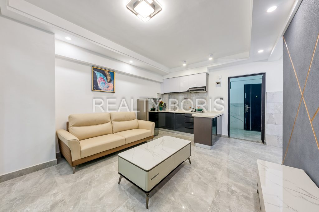 EXQUISITE 1 BEDROOM IN LAVINGTON FOR SALE