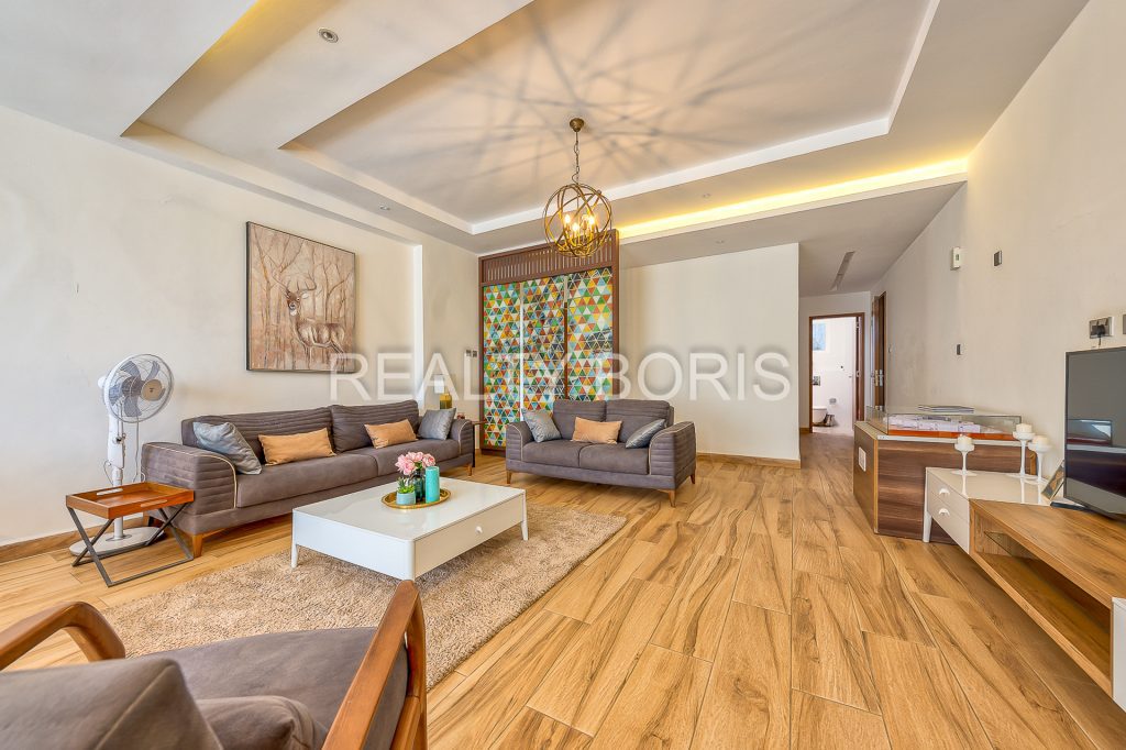 LUXURIOUS 2 BEDROOM IN RIVERSIDE FOR SALE