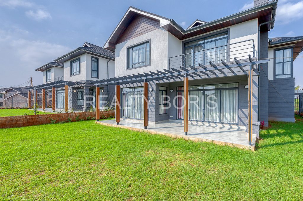 LUXURIOUS 4 BEDROOM TOWNHOUSE IN RUNDA