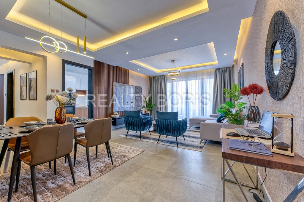 LUXURIOUS 3 BEDROOM IN PARKLANDS