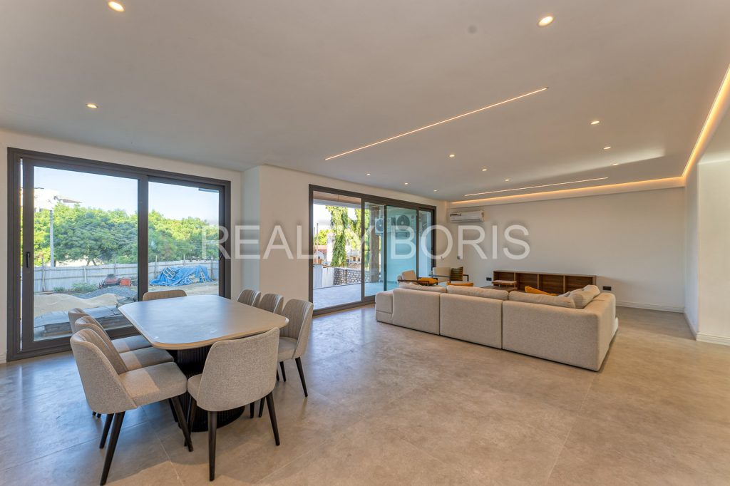 LUXURIOUS 3 BEDROOM APARTMENT IN NYALI