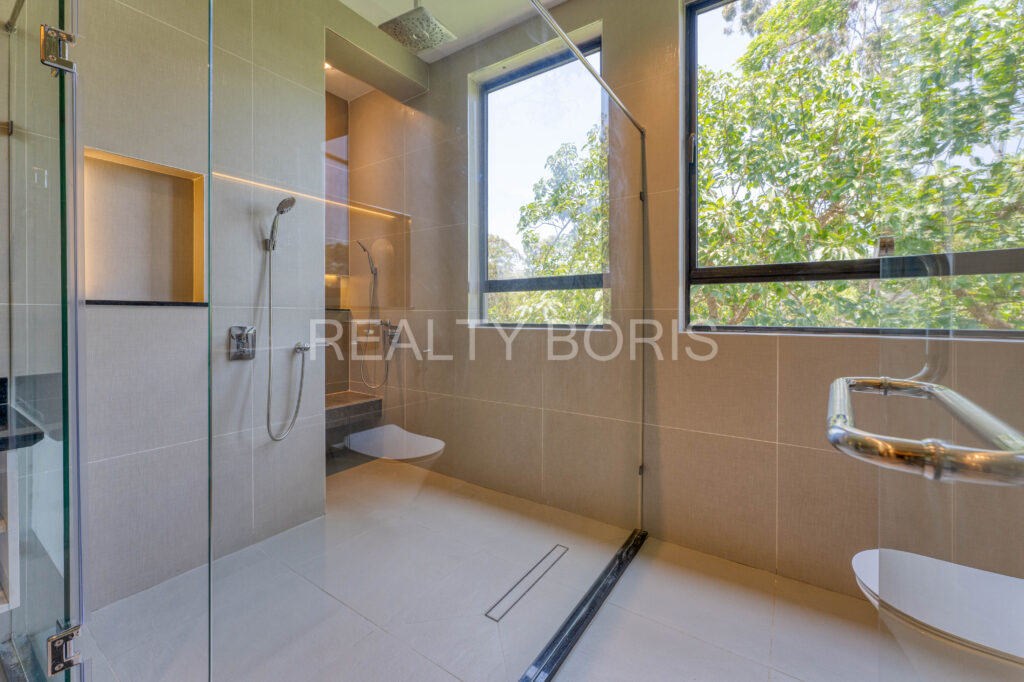 6 Bedroom Villa for Sale in Peponi Nairobi 20