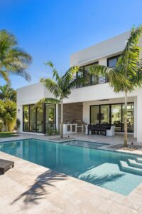 Off-Plan vs Ready Property
