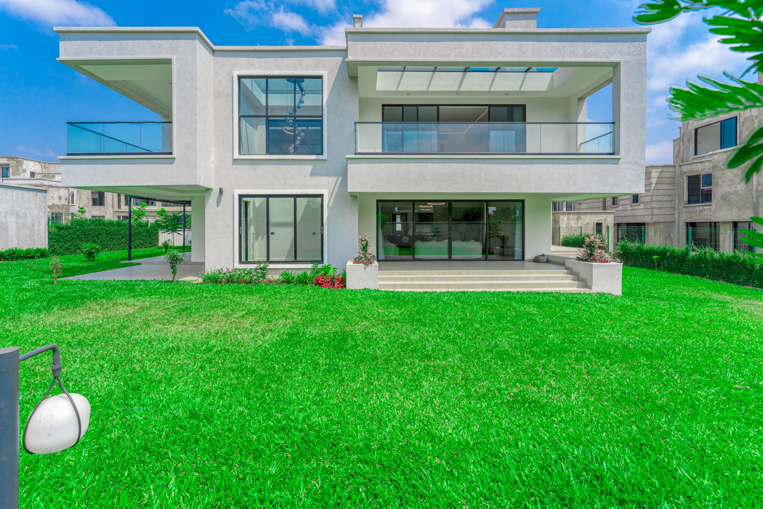 Luxury 5-bedroom en-suite villa for sale in Runda, Nairobi, within an exclusive compound of only 16 homes – KSh 150 million.