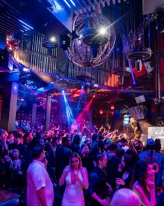 Best Bars and Nightlife in Nairobi: 7 Amazing Places to Drink, Dance and Watch the Game 1 Best Bars and Nightlife in Nairobi